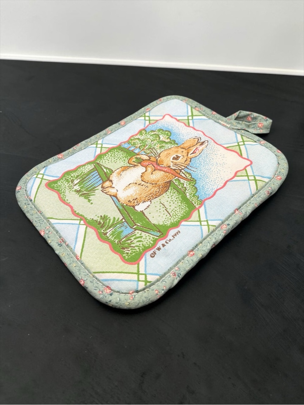 Vintage 1999 Beatrix Potter Peter Rabbit Cotton Potholder F. W. & Co. NWOT - Picture 3 of 11